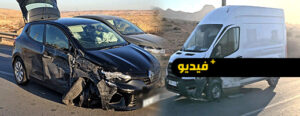 اصطدام خطير بين سيارة وحافلة لنقل السلع بأحد المنعرجات قرب مدينة الدريوش 4 85859130 61148623