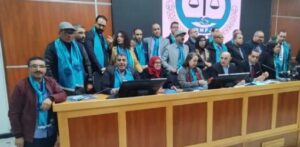 موظفو وزارة العدل يتهمون مسؤولين إداريين بممارسة التهديد والتخويف ضد المضربين 4 86317156 61418418