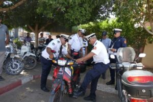 أخنوش يوقف حملة مراقبة الدراجات النارية ويمنح مهلة سنة للتأقلم.. وأمن الناظور يكتفي بالحملات التحسيسية 4 90618416 63870339