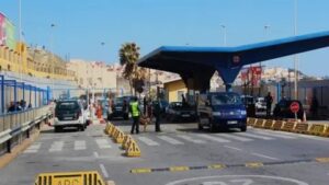 عملية تفتيش روتيني للسيارات بمعبر مليلية تطيح بمبحوث عنه مقيم بإسبانيا 4 90782647 63960029