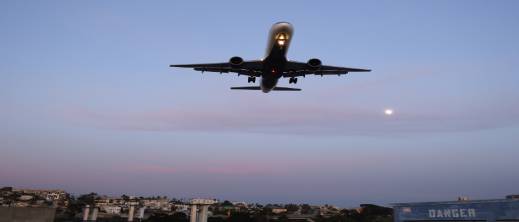 رحلة-جوية-إلى-المغرب-تتحول-إلى-حالة-استنفار-بسبب-راكب-جزائري-“مسلح”