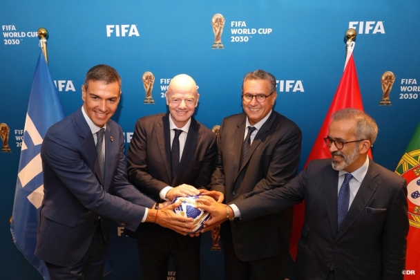 أخنوش-يشارك-في-اجتماع-للفيفا-بشأن-التحضيرات-لمونديال-2030