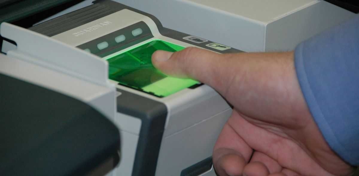 وزارة-العدل-تلجأ-لآليات-رقمية-لمراقبة-غياب-الموظفين-بمحاكم-المملكة