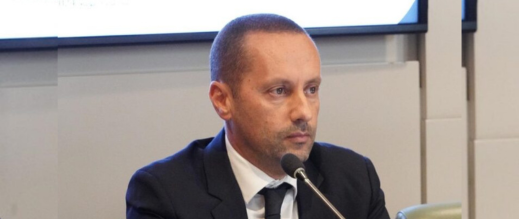 لماذا-لم-يتم-استدعاء-وزير-الصحة-أيضا-على-خلفية-تحريضه-على-الاحتجاجات؟