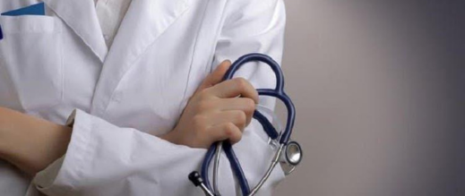 طبيبة-سابقة-تكشف-أسباب-هجرة-الأطباء-من-مستشفى-الحسيمة