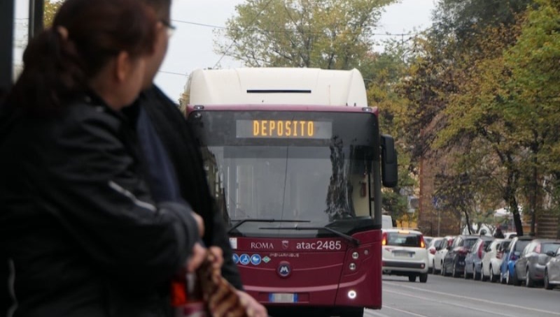 إيطاليا-تستقطب-سائقين-مغاربة-لسد-الخصاص-في-قطاع-النقل