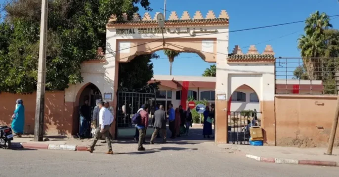 النقابة-الوطنية-للصحة-العمومية-تعتصم-داخل-مستشفى-السلامة-بقلعة-السراغنة