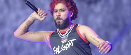 “موروكو-مول”-المملوك-جزئيًا-لعائلة-أخنوش-يقيم-حفلًا-فنيًا-لطوطو