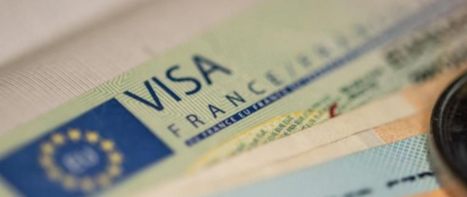 مجلس-الشيوخ-الفرنسي-يكشف-سر-ارتفاع-منح-الفيزا-للمغاربة-في-2024