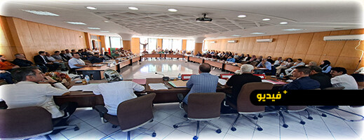 مجلس-جماعة-الحسيمة-يصادق-على-الميزانية-ويطالب-بإصلاح-مستشفى-محمد-الخامس