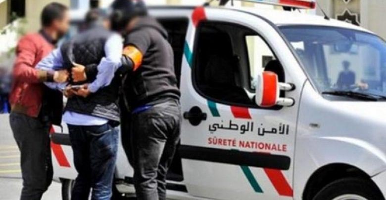 توقيف-3-مبحوث-عنهم-وحجز-مخدرات-وأسلحة-بالناظور