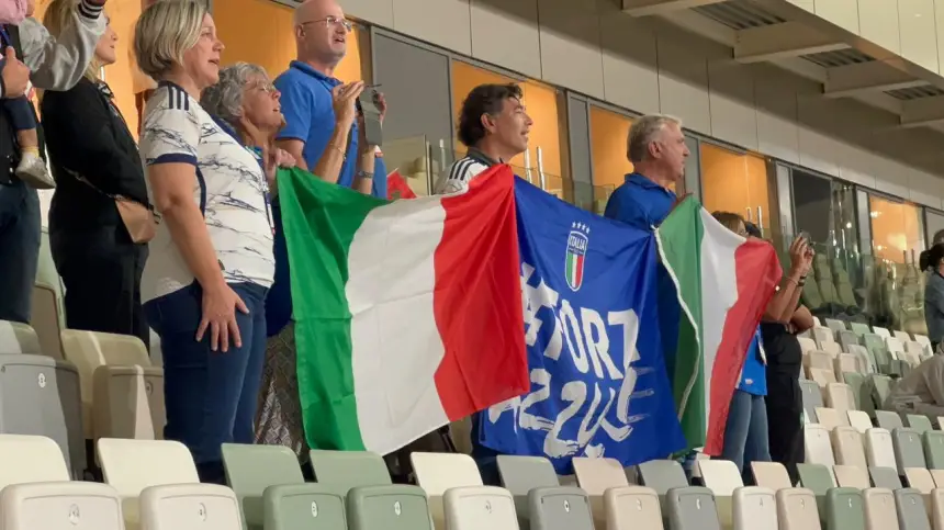 حضور-جماهير-إيطالية-بالملعب-الأولمبي-خلال-مواجهة-منتخب-u17