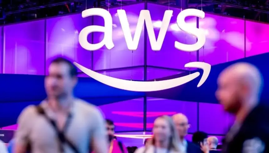 عطل-“أمازون-ويب-سيرفيسز”-يكشف-هشاشة-الإنترنت-العالمي-ويثير-تحذيرات-من-فوضى-رقمية-قادمة