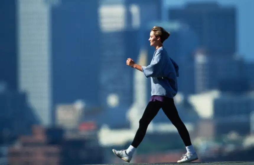 دراسة:-المشي-مرتين-فقط-في-الأسبوع-يطيل-عمر-النساء