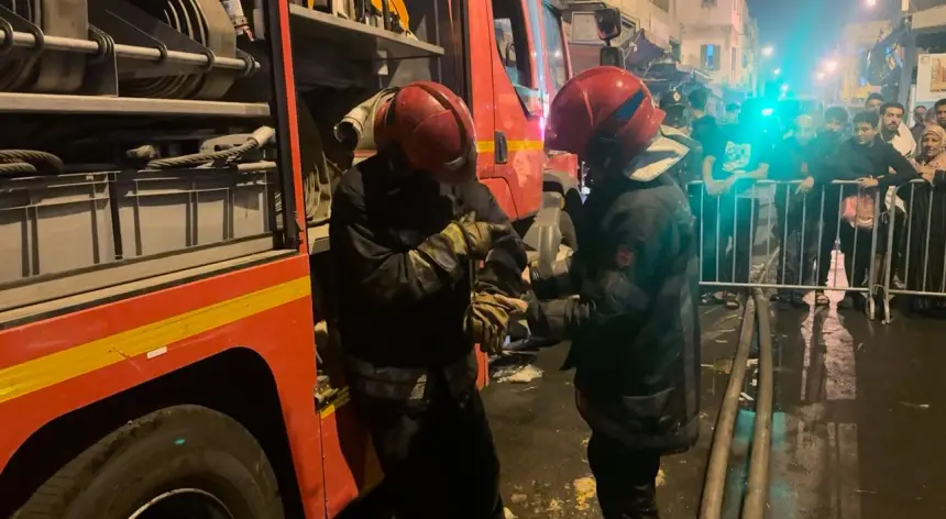 إصابة-عنصر-من-الوقاية-المدنية-خلال-تدخل-بطولي-لإخماد-حريق-بقيسارية-كراج-علال