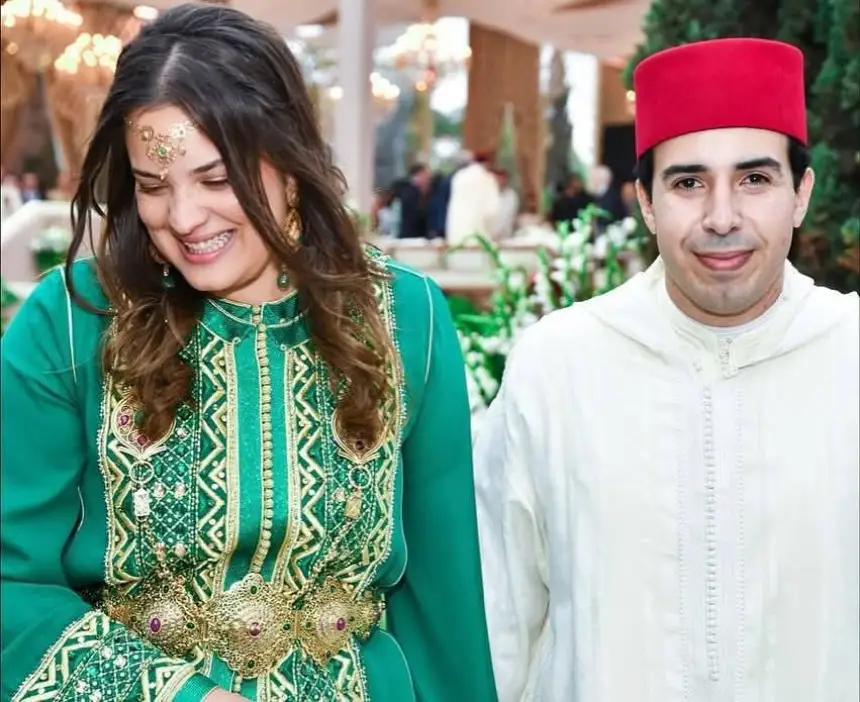 الأمير-هشام-ينشر-صور-زفاف-ابنتيه-الأميرتين-هاجر-وفايزة.-ويكشف-عن-هوية-العريسين