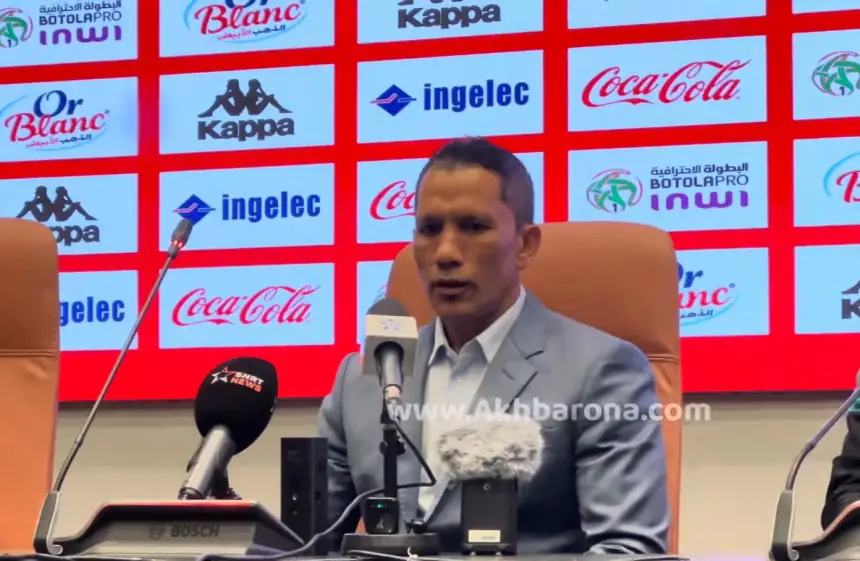 مدرب-الرجاء:-كثرة-التوقفات-بسبب-الشهوب-الاصطناعية-أثر-على-إيقاع-المباراة