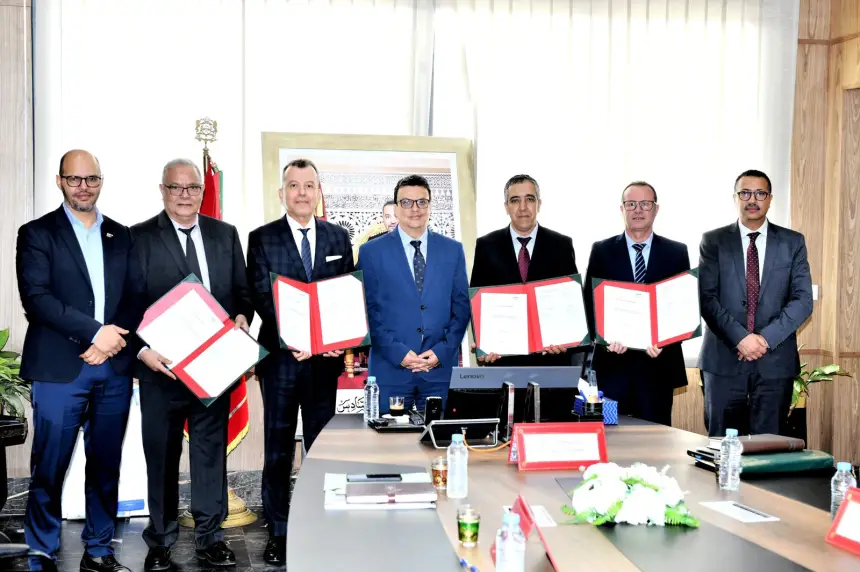 توقيع-اتفاقية-شراكة-للنهوض-بالخدمات-الطبية-بالرحامنة