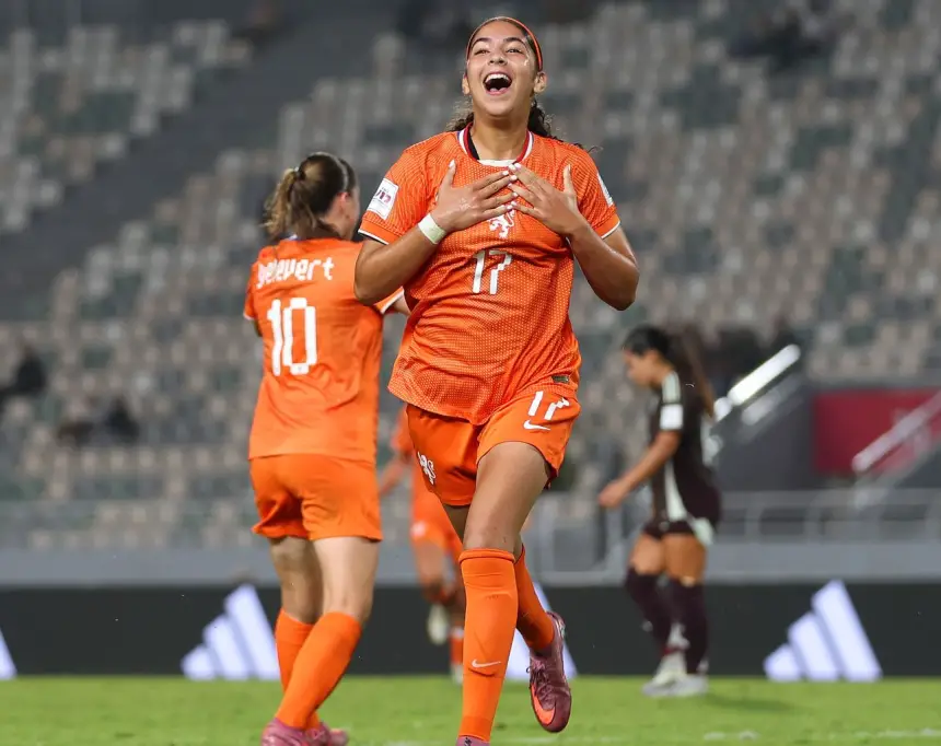 لاعبة-“مغربية”-تقود-هولندا-إلى-نهائي-كأس-العالم-للسيدات-تحت-17-سنة!