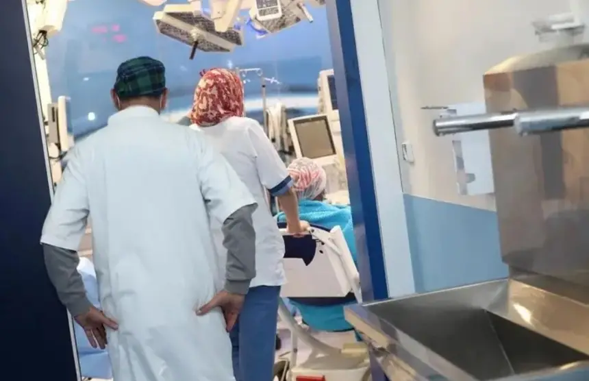 نواب-يكشفون-“تناوب-الأطباء”-بالمناطق-المنسية.-مواطنون-يواجهون-المرض-وحدهم