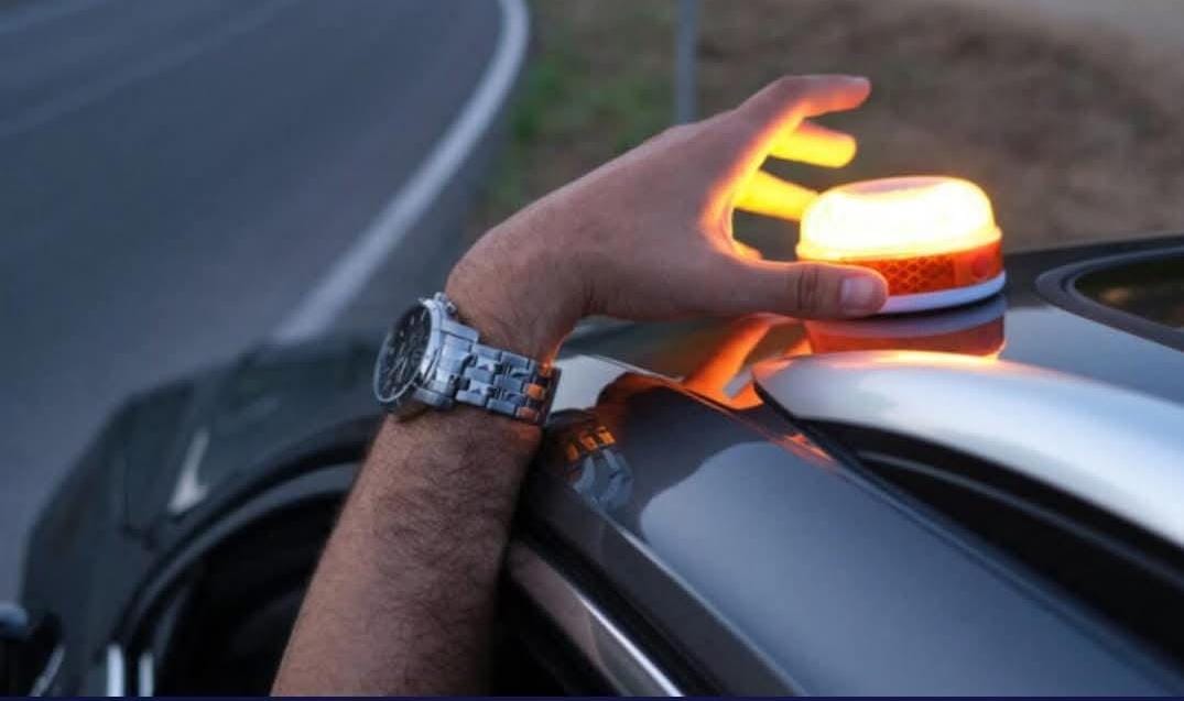 هل-يشمل-المسافرين-المغاربة-أيضا؟.-إسبانيا-تفرض-تجهيز-السيارات-بجهاز-إنذار-ضوئي-متطور