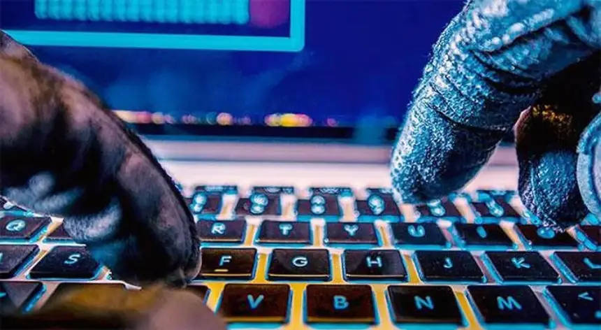 الشرطة-و”الديستي”-تطيحان-بعصابة-متخصصة-في-القرصنة-المعلوماتية