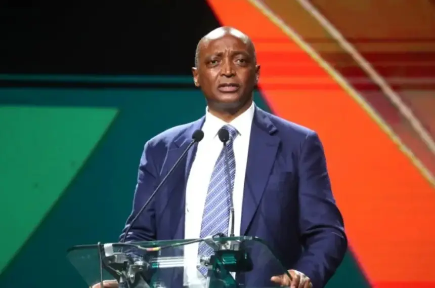 موتسيبي:-“حكيمي،-نحتاج-قدمك-في-المونديال-القادم.-وأفريقيا-ستتوج-بكأس-العالم-قريبًا!”