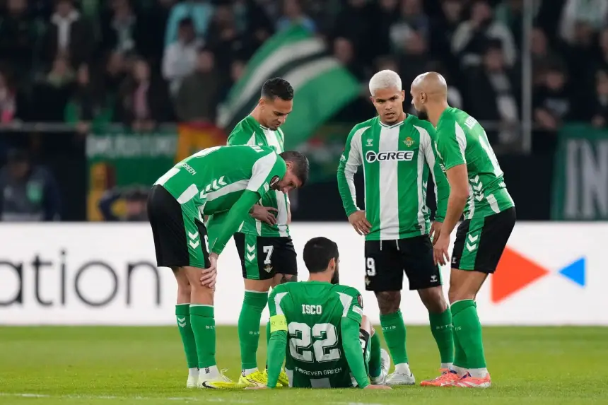 ريال-بيتيس-يكشف-معطيات-غير-مطمئنة-عن-إصابة-أمرابط-وإيسكو