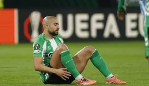 نادي-ريال-بيتيس-يكشف-طبيعة-إصابة-أمرابط-ويوضح-حجم-الغياب-المتوقع