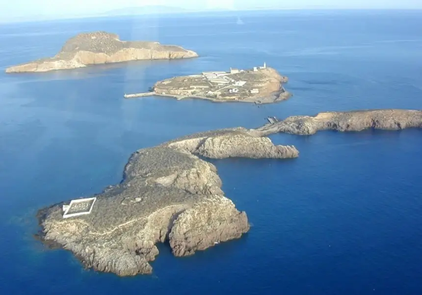 بعد-دعم-الأمم-المتحدة-لمقترح-الحكم-الذاتي-في-الصحراء.-هل-يتجه-المغرب-نحو-استرجاع-الجزر-الجعفرية-من-إسبانيا؟