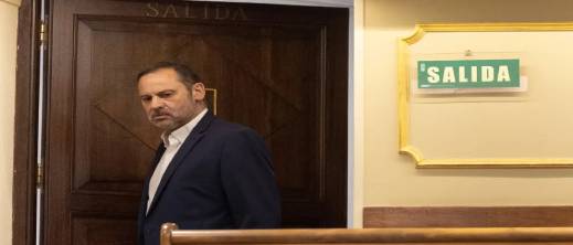 وزير-إسباني-سابق-في-السجن-لأول-مرة-رغم-حصانته-البرلمانية