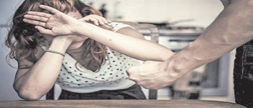 إسبانيا.-مغربي-يعترف-بضرب-زوجته-بـ-“الحزام”-ومنعها-من-الخروج-لأن-طعامها-لم-يعجبه