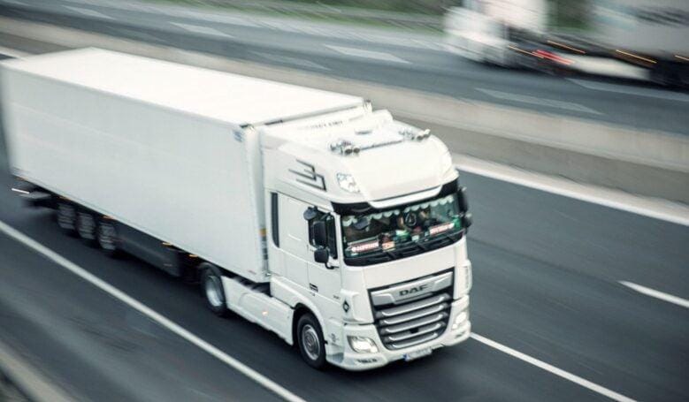 إسبانيا-تفتح-أبواب-العمل-لنحو-35-ألف-سائق-مغربي-للحافلات-والشاحنات