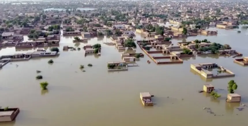 ارتفاع-حصيلة-قتلى-الفيضانات-والانهيارات-الأرضية-في-إندونيسيا-إلى-أكثر-من-1000-شخص