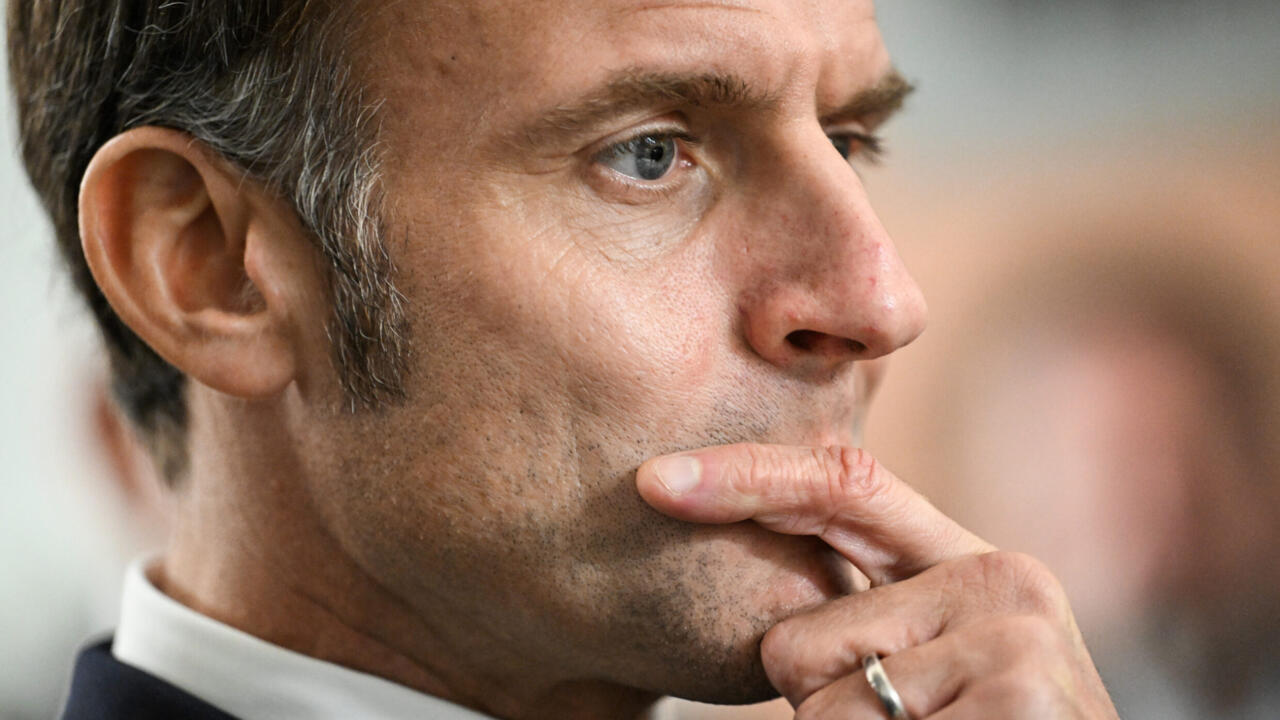 ماكرون-يرد-على-“فيديو-الانقلاب-في-فرنسا”