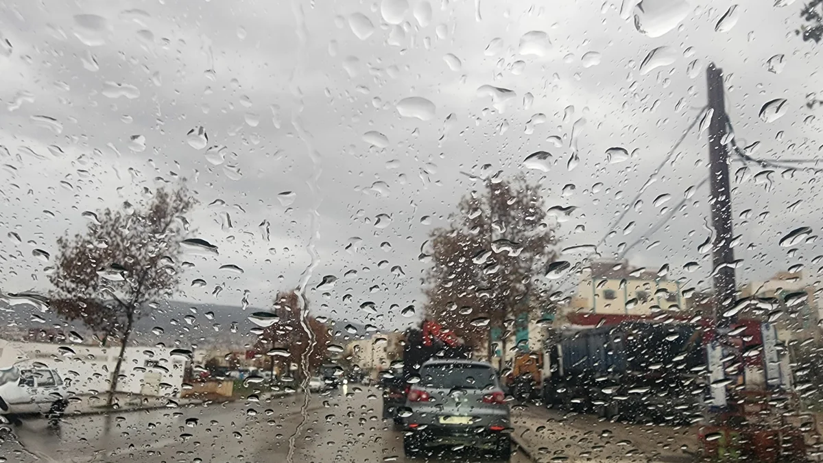 الخميس.أمطار-وثلوج-بعدة-مناطق-بالمغرب