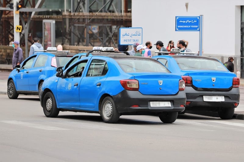 لفتيت-يقر-بضرورة-تطبيقات-النقل-ويكشف-خطة-لإدماج-“الطاكسيات”