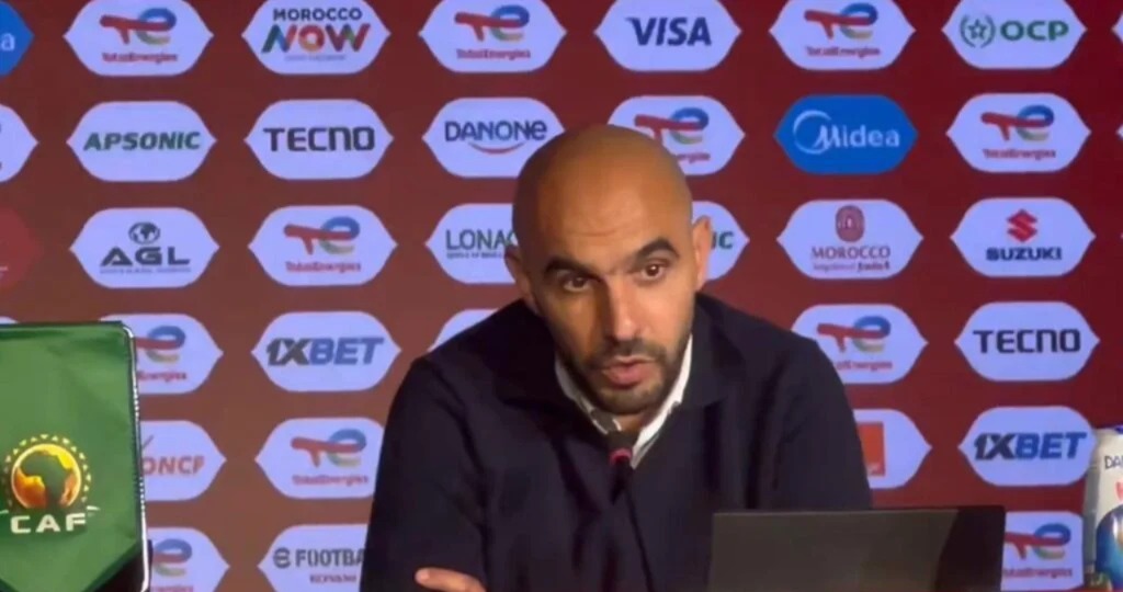 الركراكي-يتلقى-طمأنة-حول-جاهزية-نايف-أكرد-قبل-مواجهة-مالي