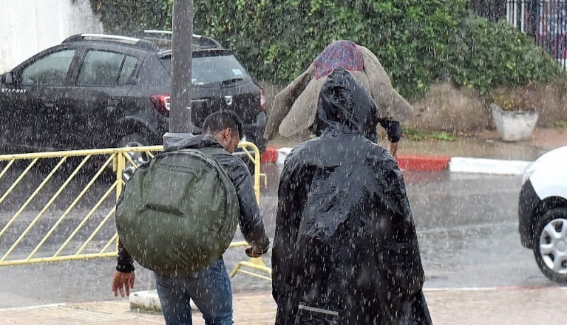 اضطرابات-جوية-تعلق-الدراسة-في-عدد-من-مدن-المملكة