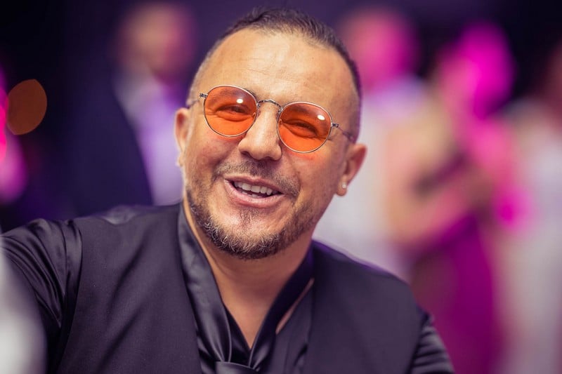 الشاب-فضيل:-المغاربة-والجزائريون-شعب-واحد-و”الكان”-كشف-زيف-منصات-الفتنة