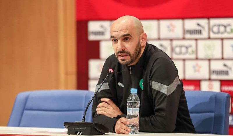 الركراكي-يشيد-بعرض-الأسود-أمام-زامبيا-ويحسم-التأهل-بثقة