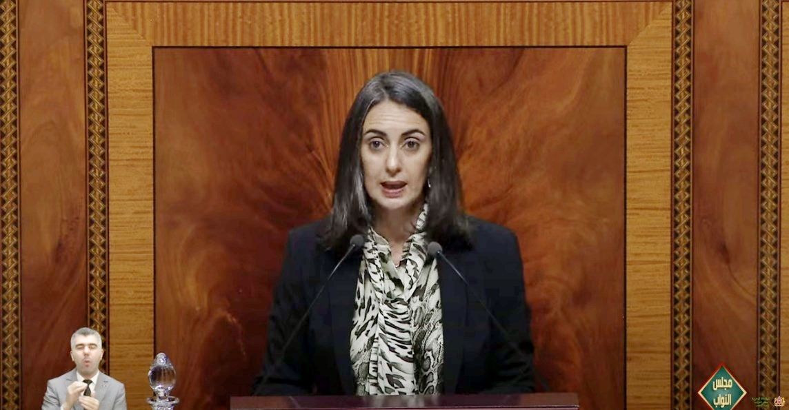 ارتباك-القباضات-يجر-فتاح-العلوي-للبرلمان-وطمأنة-الموظفين