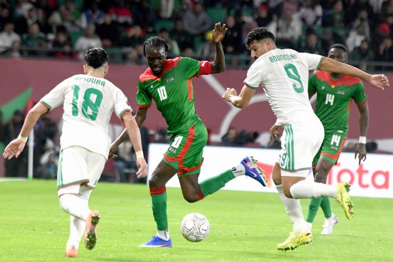 الكاف-يضرب-بيد-من-حديد:-غرامات-وإيقافات-بسبب-الإساءة-للحكام