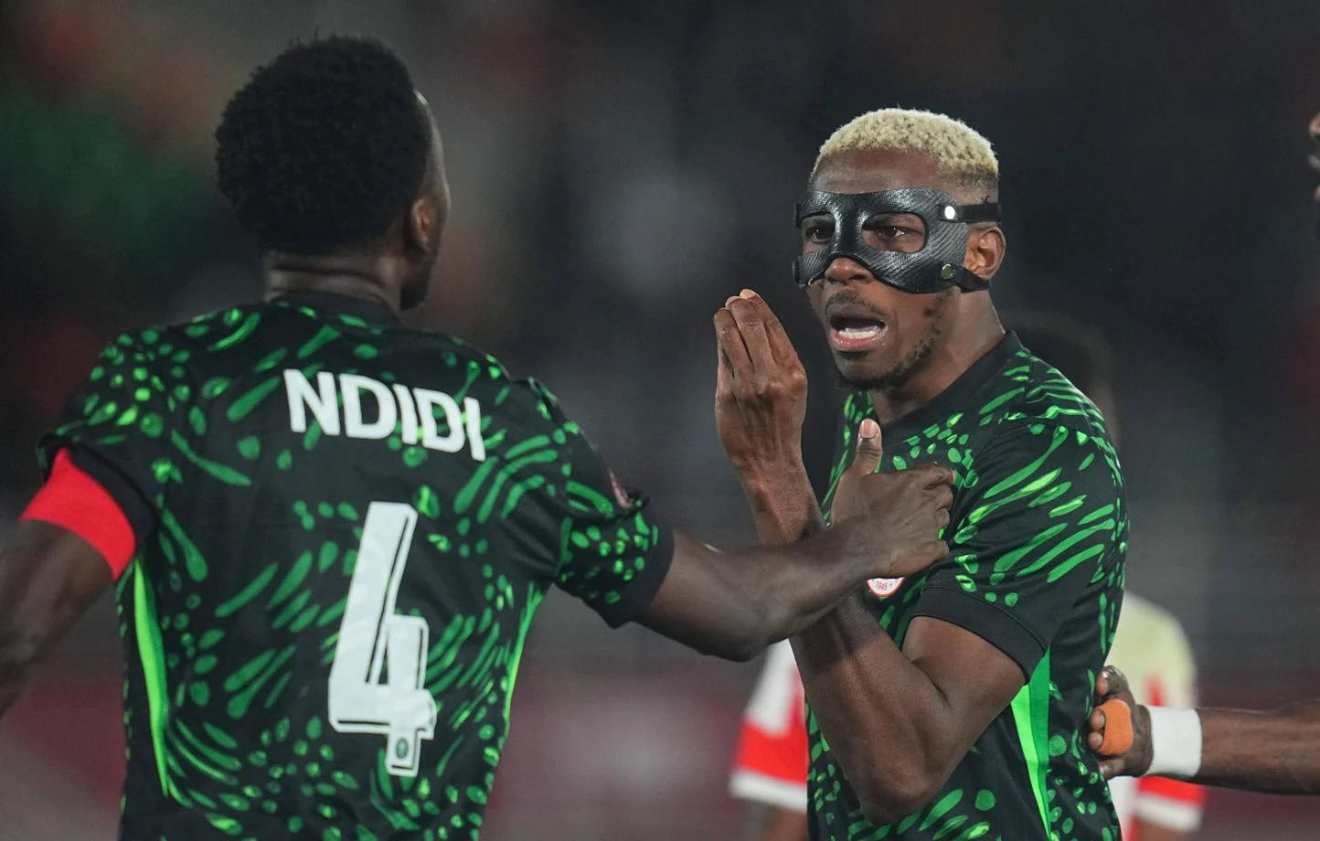 تهديد-لاعبي-نيجيريا-بالمقاطعة-يربك-التحضير-لمواجهة-الجزائر