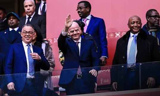 الجامعة-تحتج-لدى-“الكاف”-بسبب-الطاقم-التحكيمي-لمباراة-الكاميرون