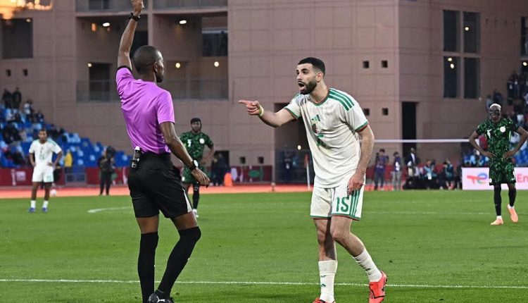 بعد-شكوى-الجزائر.-الكاف-يعيد-تعيين-الحكام-المشتكى-منهم-وعيسى-سي-مرشح-لإدارة-النهائي