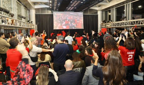 باريس-تحتفي-بتأهل المغرب-إلى-نهائي-الكان