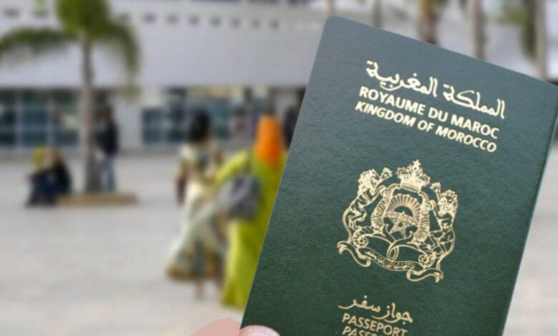 مؤشر-هينلي-2026:-الجواز-المغربي-يتيح-السفر-إلى-72-وجهة-دون-تأشيرة