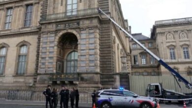 كاميرات-المراقبة-تكشف-تفاصيل-السطو-على-مجوهرات-اللوفر-بقيمة-88-مليون-يورو