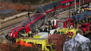 تصادم-قطارين-يهز-إسبانيا.-والسفارة-المغربية-تتابع-أوضاع-الجالية